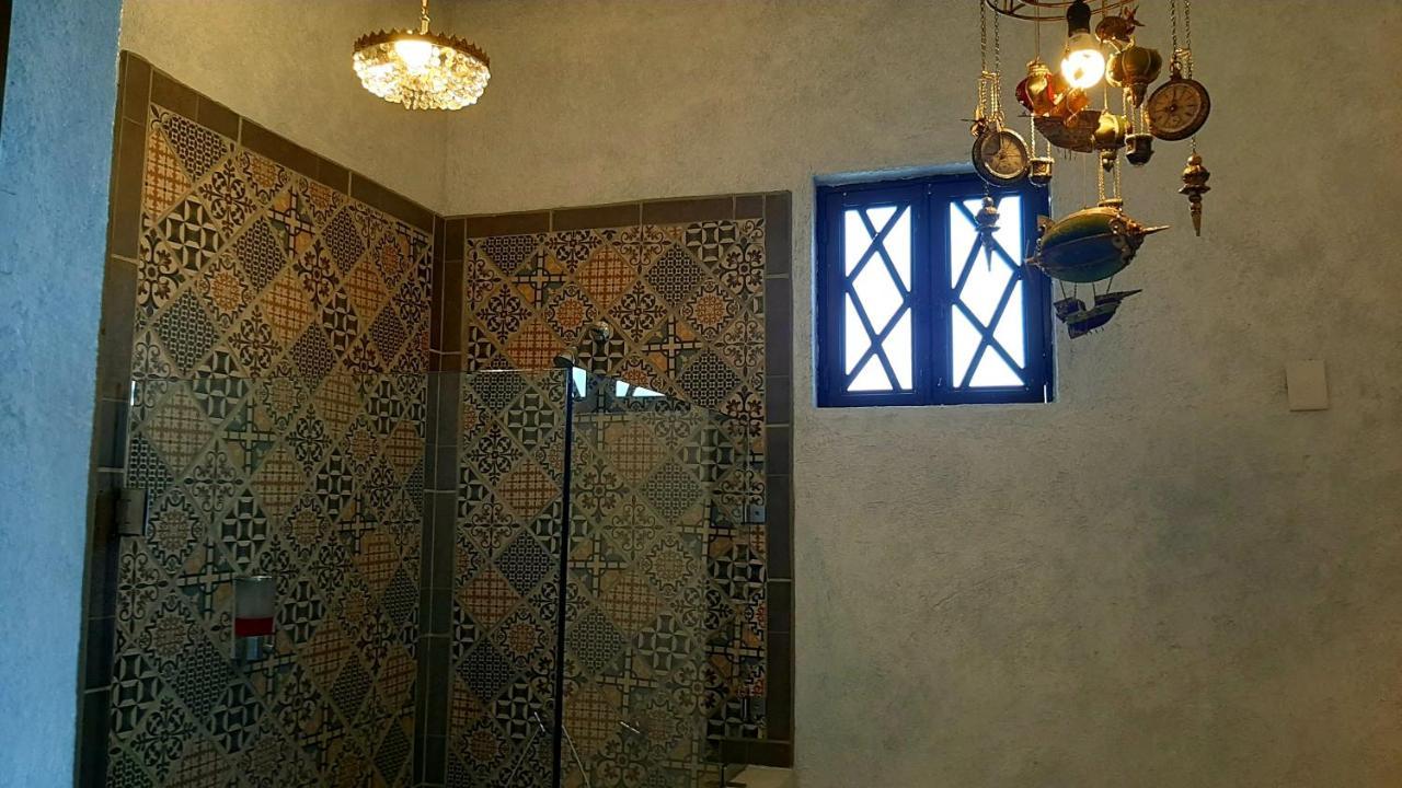 La Casona Azul Bed N Breakfast Santa Rosa de Jauregui Bagian luar foto