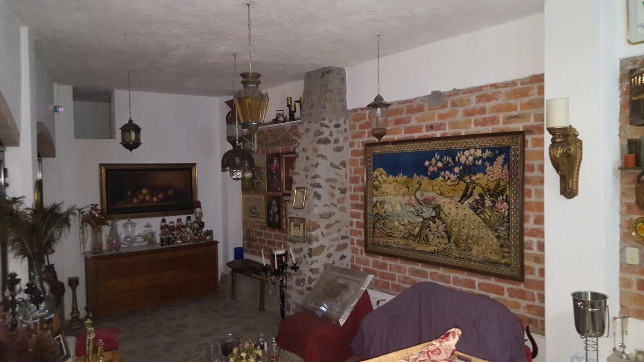 La Casona Azul Bed N Breakfast Santa Rosa de Jauregui Bagian luar foto